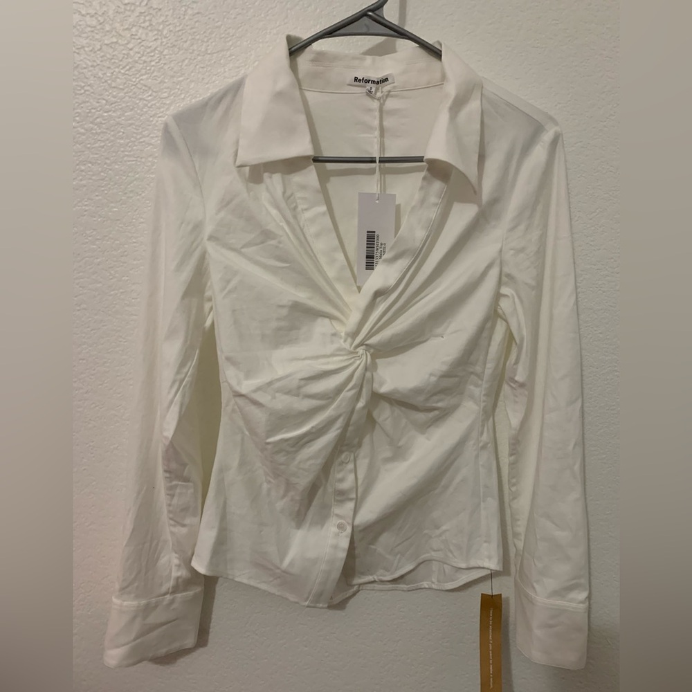 NWT Reformation White Button Down Shirt with Fitted Style and Tie Front
